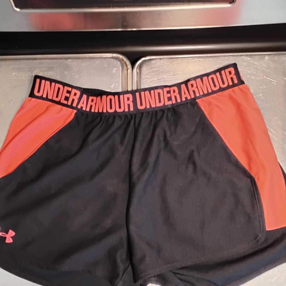 Under Armour Women's Black and Red Athletic Shorts